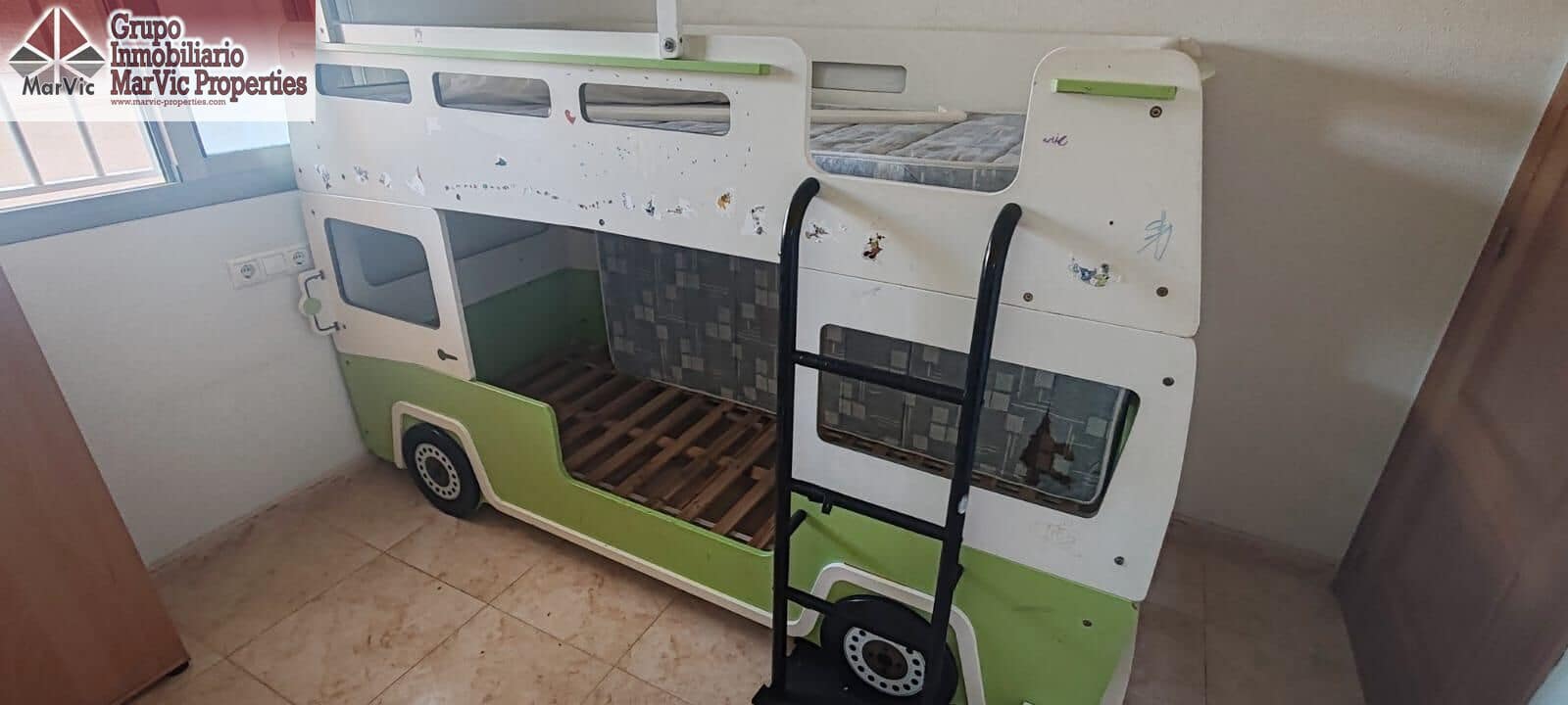 Apartamento de 2 habitaciones en Finestrat en venta con piscina garaje - 240.000 € (Ref: 9450996)