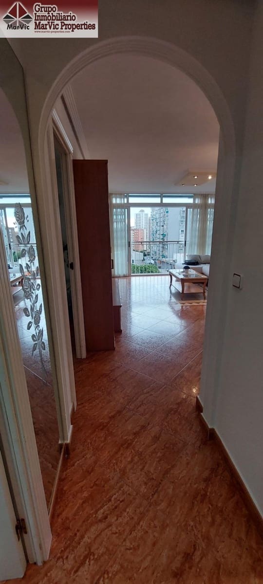 2 sovrum Lägenhet till salu i Benidorm med pool - 165 000 € (Ref: 9450998)