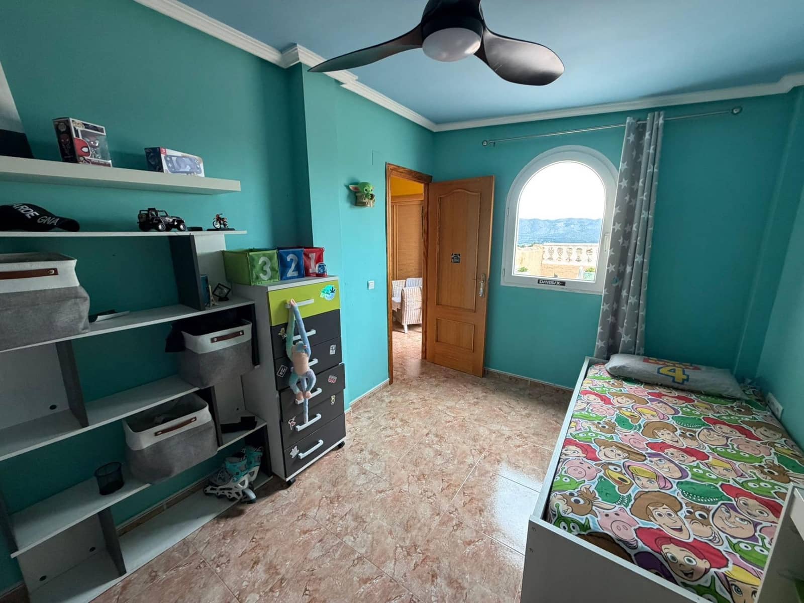 5 quarto Moradia Geminada para venda em La Nucia com piscina garagem - 425 000 € (Ref: 9452791)