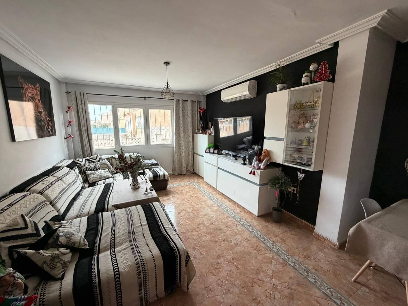 5 quarto Moradia Geminada para venda em La Nucia com piscina garagem - 425 000 € (Ref: 9452791)