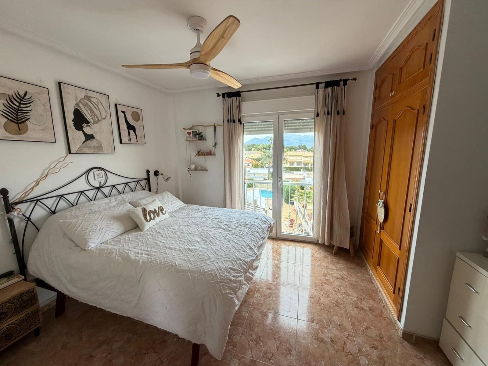 5 quarto Moradia Geminada para venda em La Nucia com piscina garagem - 425 000 € (Ref: 9452791)