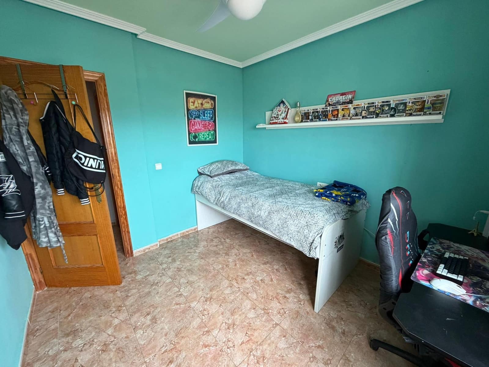 5 quarto Moradia Geminada para venda em La Nucia com piscina garagem - 425 000 € (Ref: 9452791)