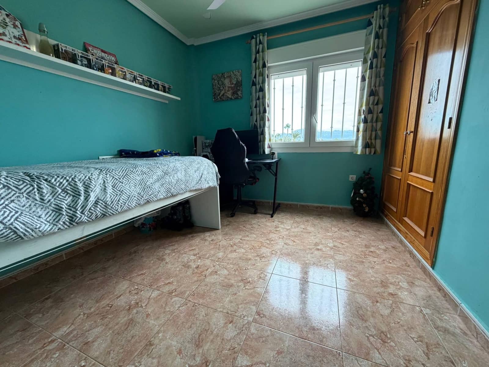 5 quarto Moradia Geminada para venda em La Nucia com piscina garagem - 425 000 € (Ref: 9452791)