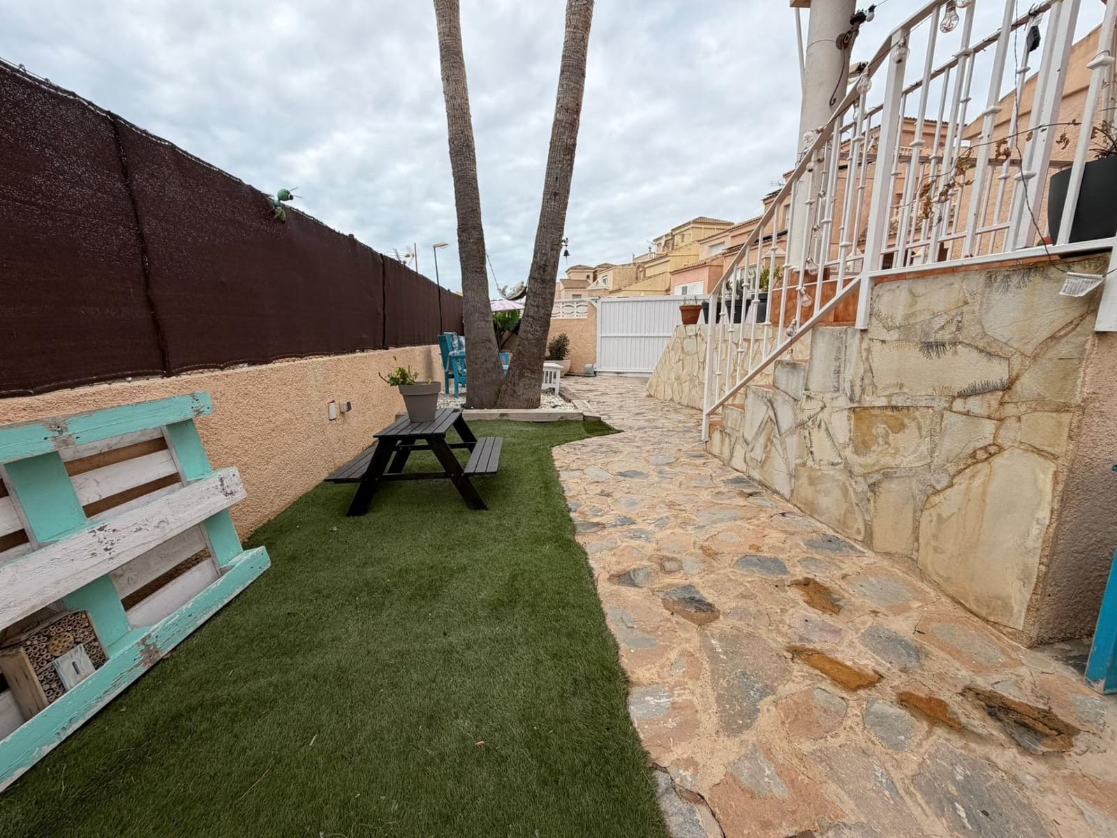 5 quarto Moradia Geminada para venda em La Nucia com piscina garagem - 425 000 € (Ref: 9452791)