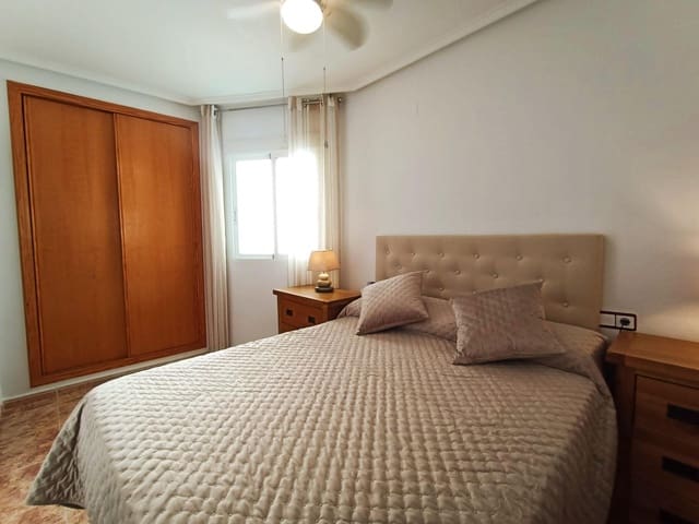 2 makuuhuone Asunto myytävänä paikassa Guardamar del Segura - 159 000 € (Ref: 9456291)