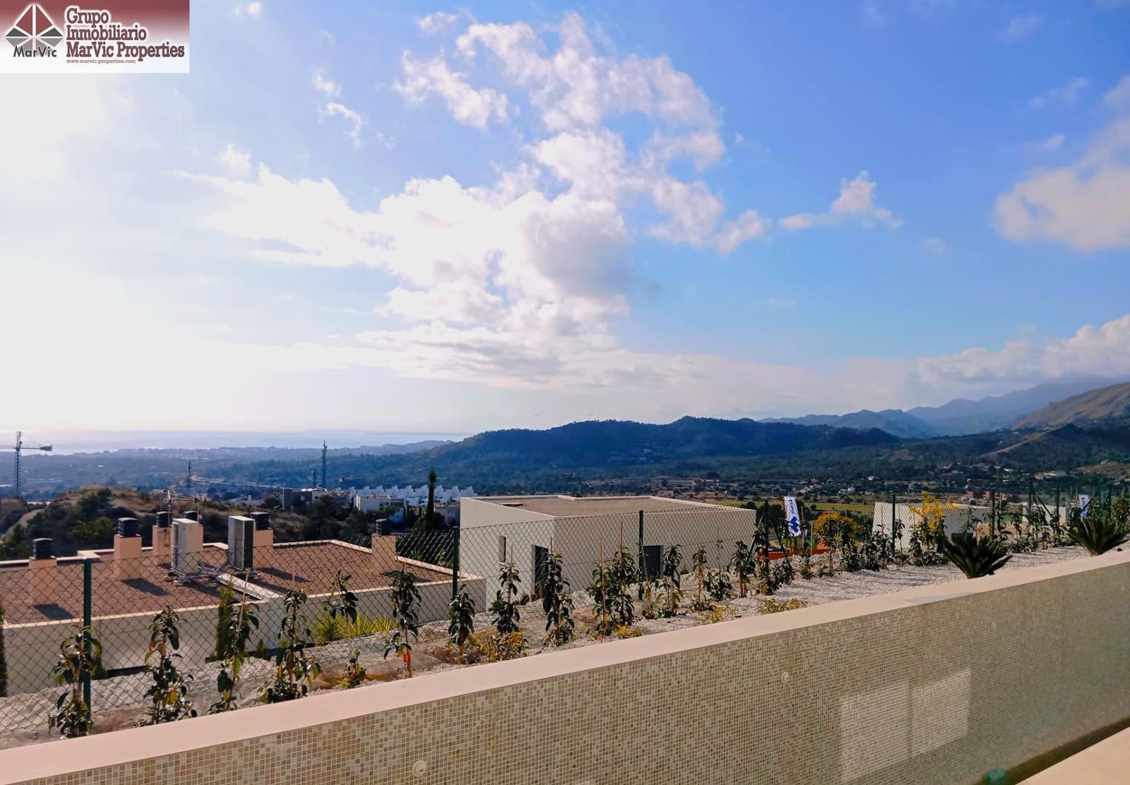 8 bedroom Villa for sale in Finestrat with pool - € 2,750,000 (Ref: 9456294)