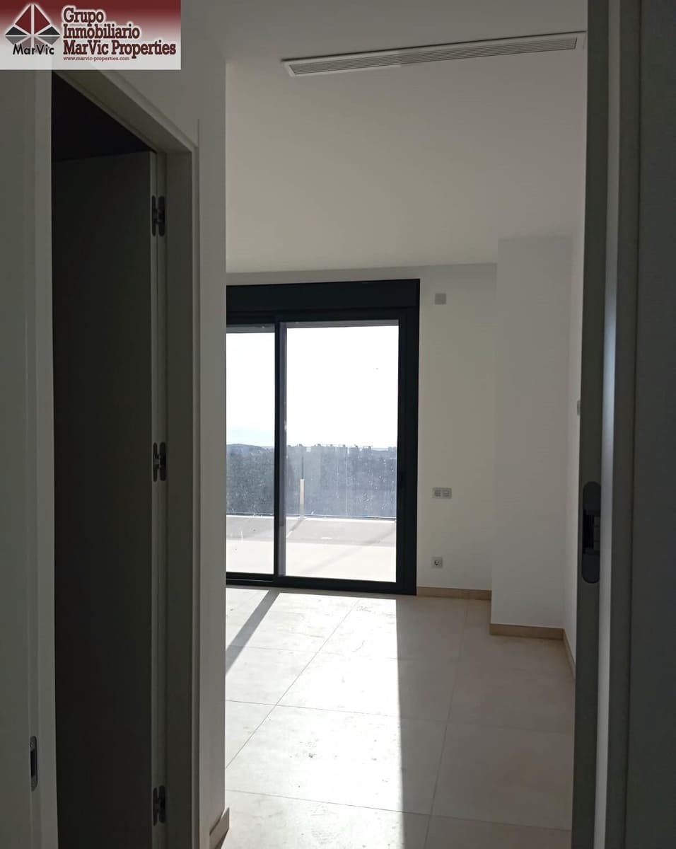 8 bedroom Villa for sale in Finestrat with pool - € 2,750,000 (Ref: 9456294)