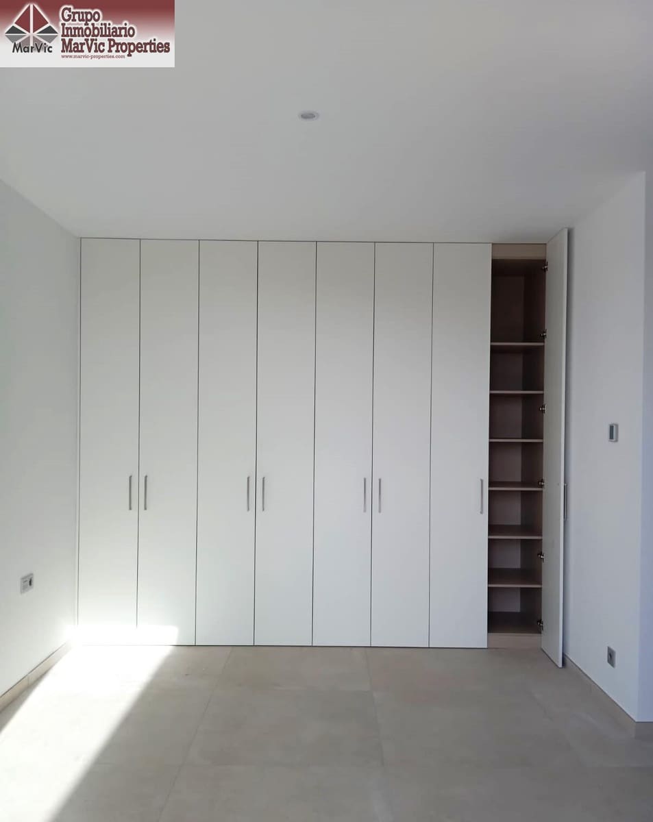 8 bedroom Villa for sale in Finestrat with pool - € 2,750,000 (Ref: 9456294)