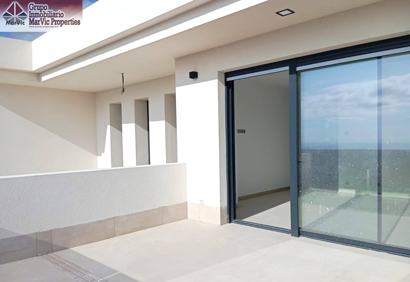 8 bedroom Villa for sale in Finestrat with pool - € 2,750,000 (Ref: 9456294)