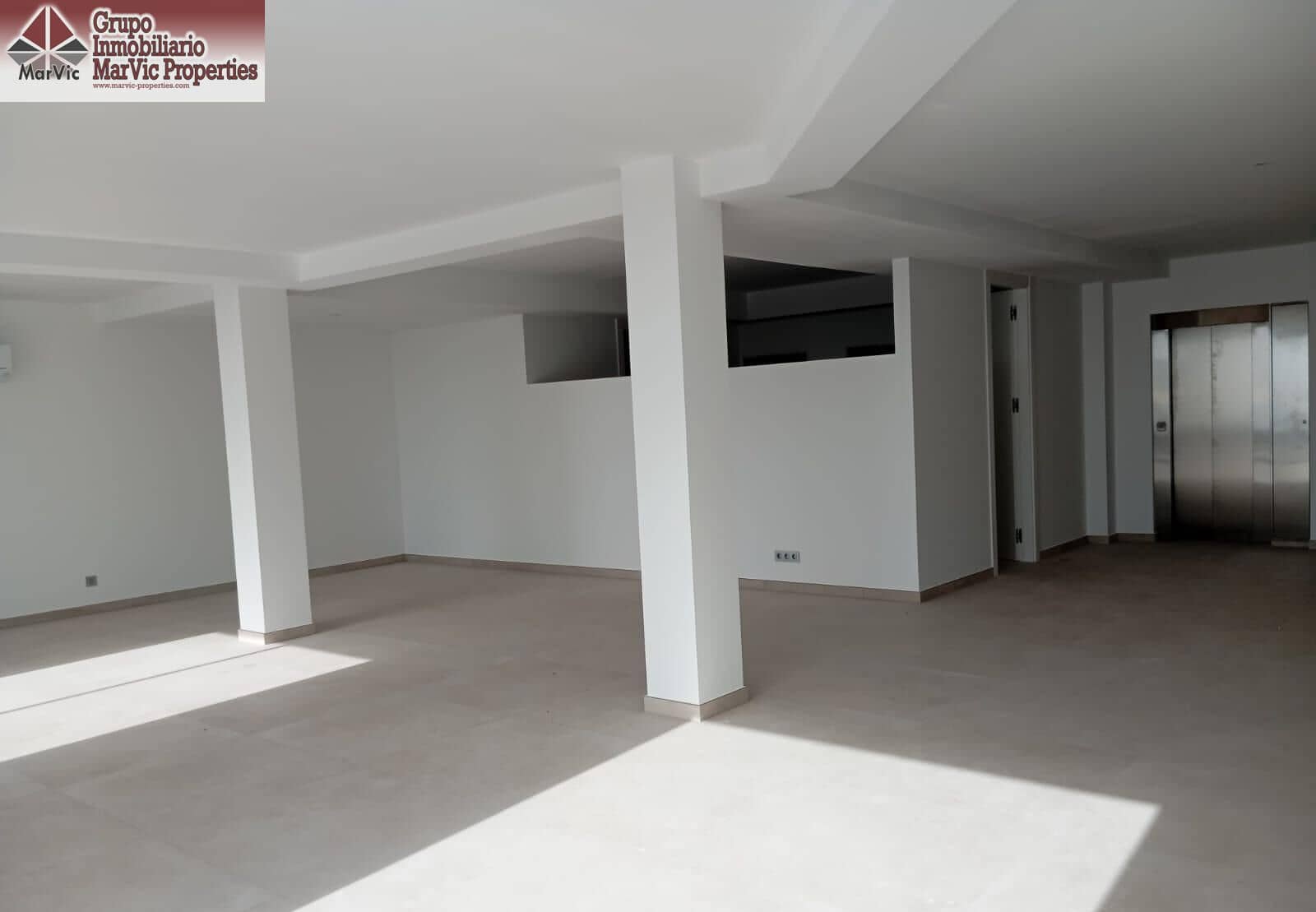 8 bedroom Villa for sale in Finestrat with pool - € 2,750,000 (Ref: 9456294)