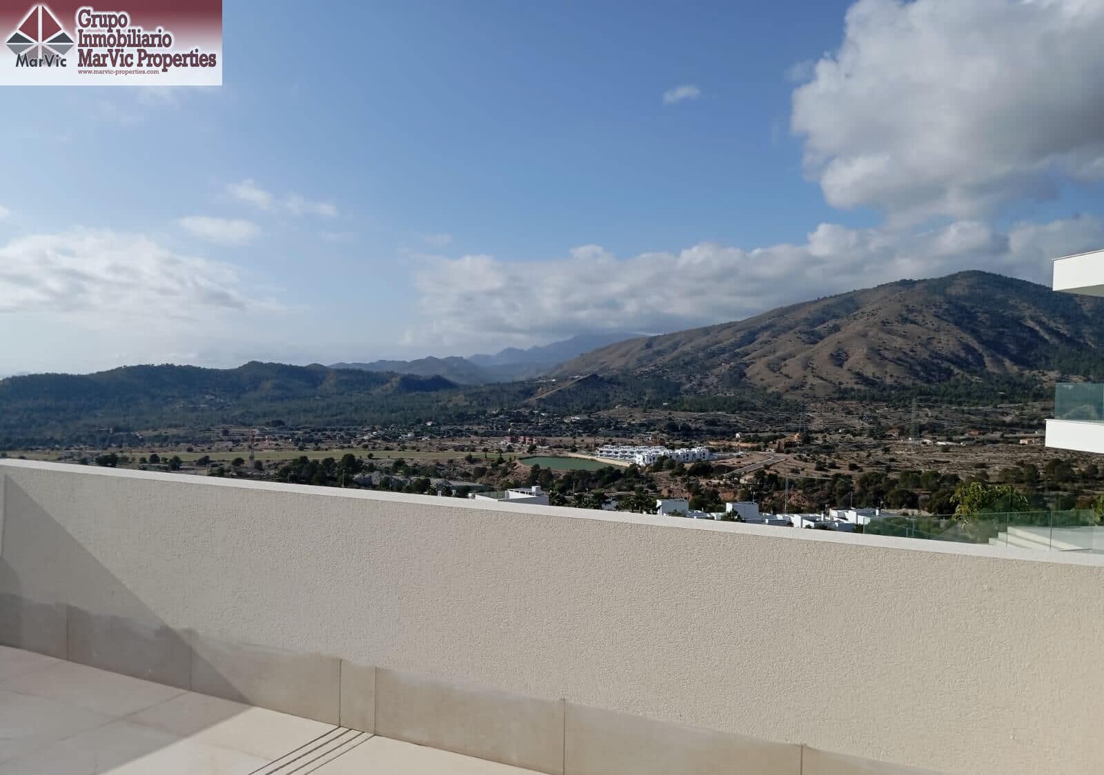 8 bedroom Villa for sale in Finestrat with pool - € 2,750,000 (Ref: 9456294)