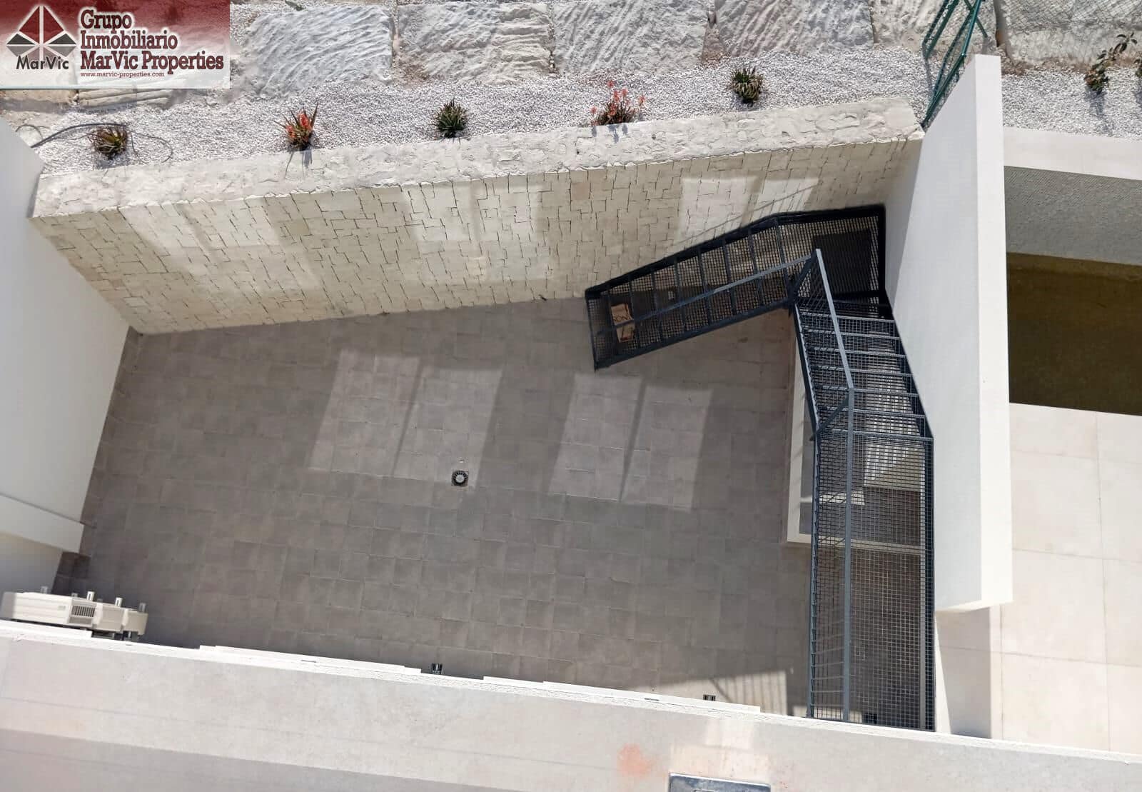 8 bedroom Villa for sale in Finestrat with pool - € 2,750,000 (Ref: 9456294)