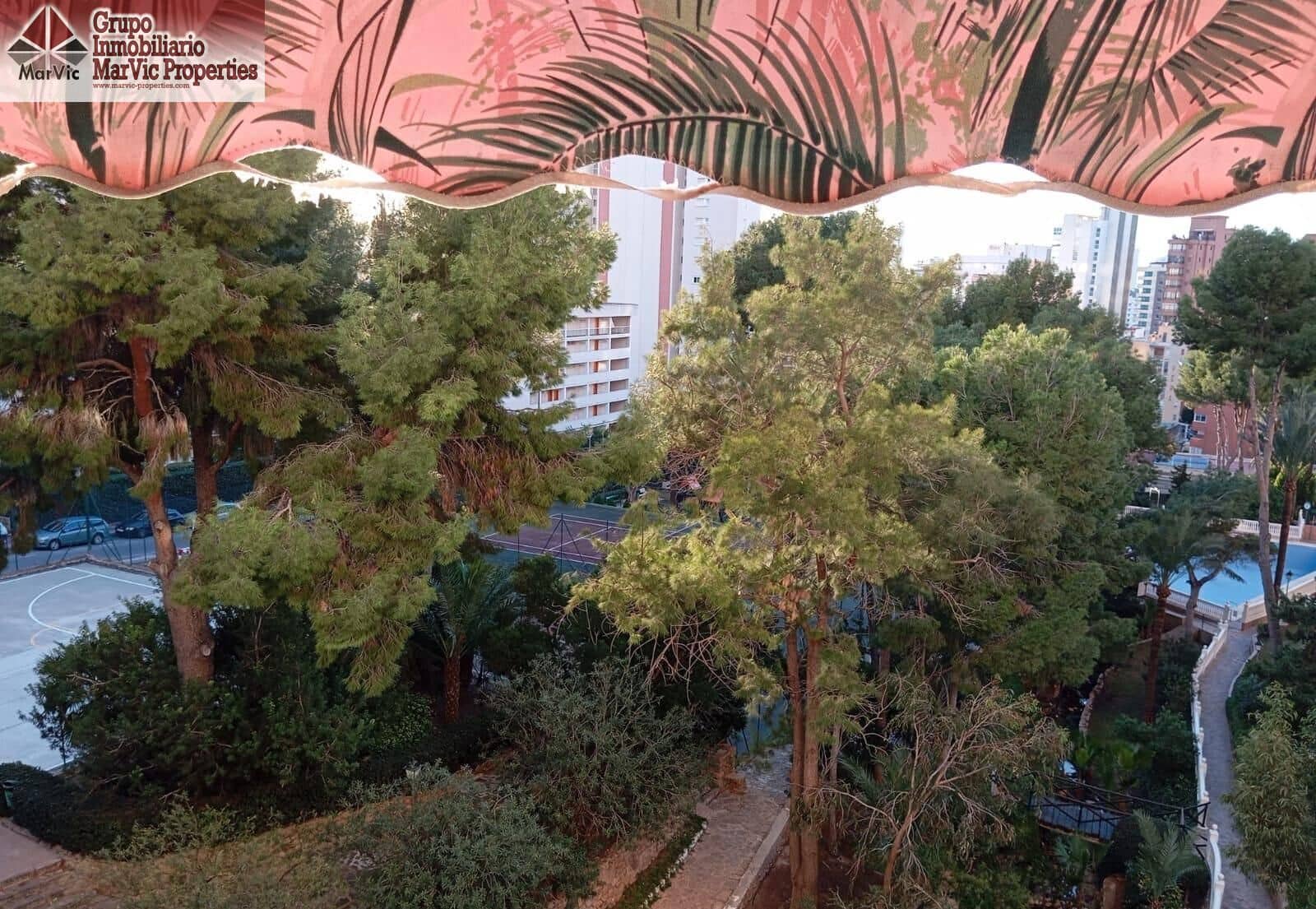 1 sovrum Studio till salu i Benidorm med pool - 144 000 € (Ref: 9470942)