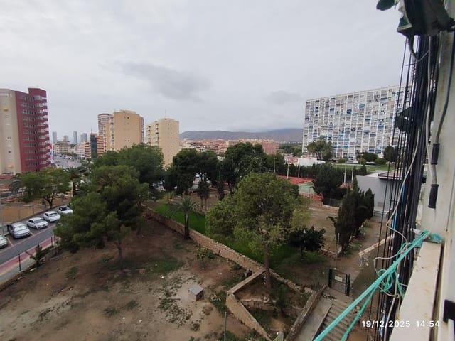Monolocale in vendita in Juzgados - Plaza de Toros, Benidorm con piscina - 80.000 € (Rif: 9481220)