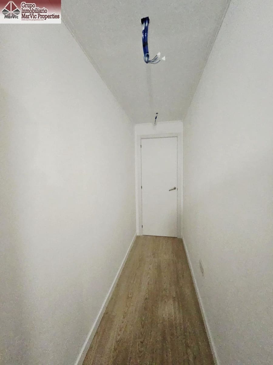 4 sovrum Lägenhet till salu i Benidorm - 248 000 € (Ref: 9481221)