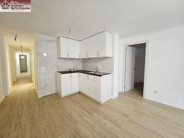 4 sovrum Lägenhet till salu i Centro Urbano, Benidorm - 248 000 € (Ref: 9481221)