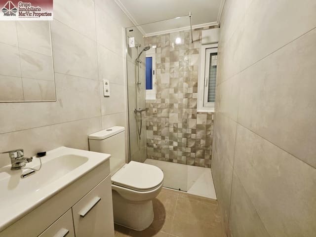 4 chambre Appartement à vendre à Centro Urbano, Benidorm - 235 000 € (Ref: 9481221)