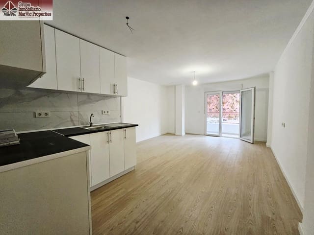 4 chambre Appartement à vendre à Centro Urbano, Benidorm - 235 000 € (Ref: 9481221)