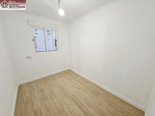 4 chambre Appartement à vendre à Centro Urbano, Benidorm - 235 000 € (Ref: 9481221)