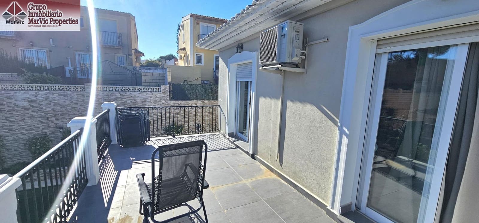 5 bedroom Villa for sale in La Nucia with pool - € 590,000 (Ref: 9491466)