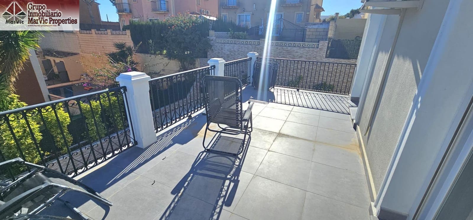 5 bedroom Villa for sale in La Nucia with pool - € 590,000 (Ref: 9491466)