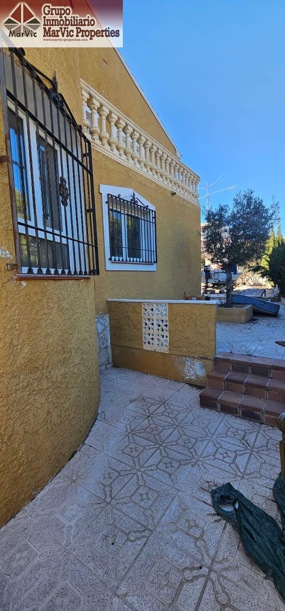 4 sypialnia Willa na sprzedaż w La Nucia z garażem - 399 000 € (Ref: 9491467)