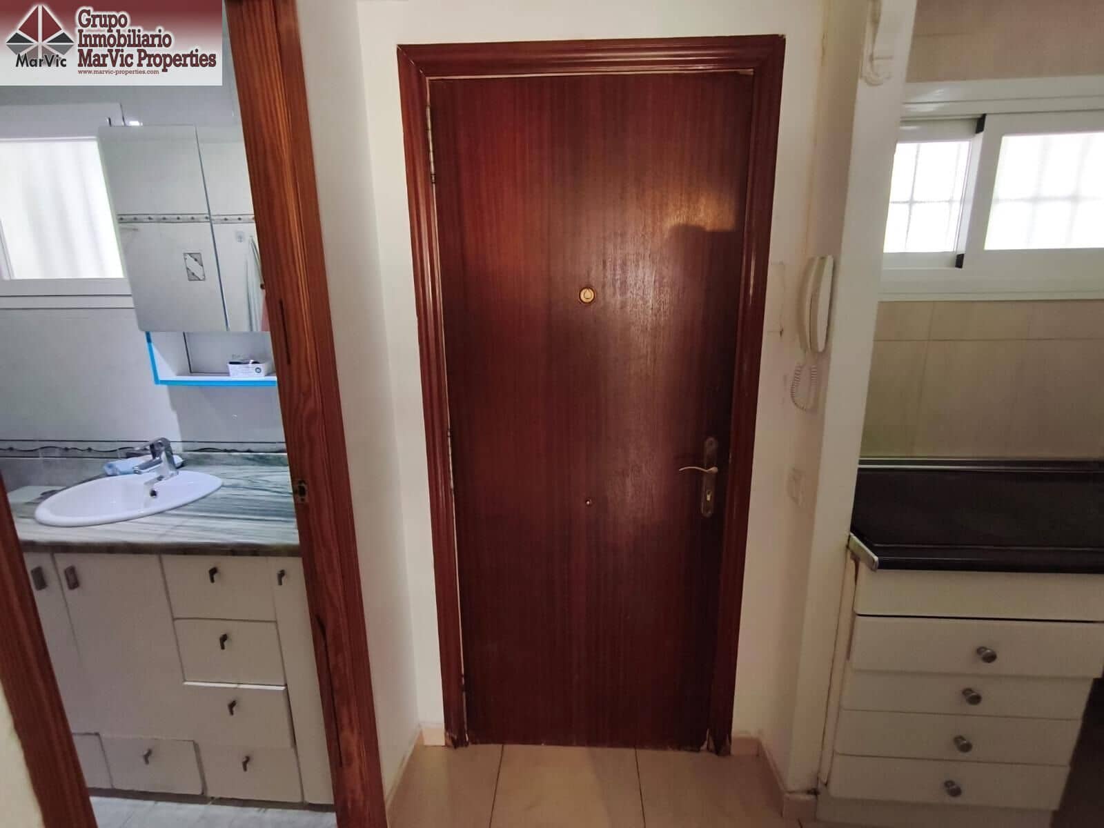 1 chambre Appartement à vendre à Benidorm avec piscine - 172 000 € (Ref: 9495318)