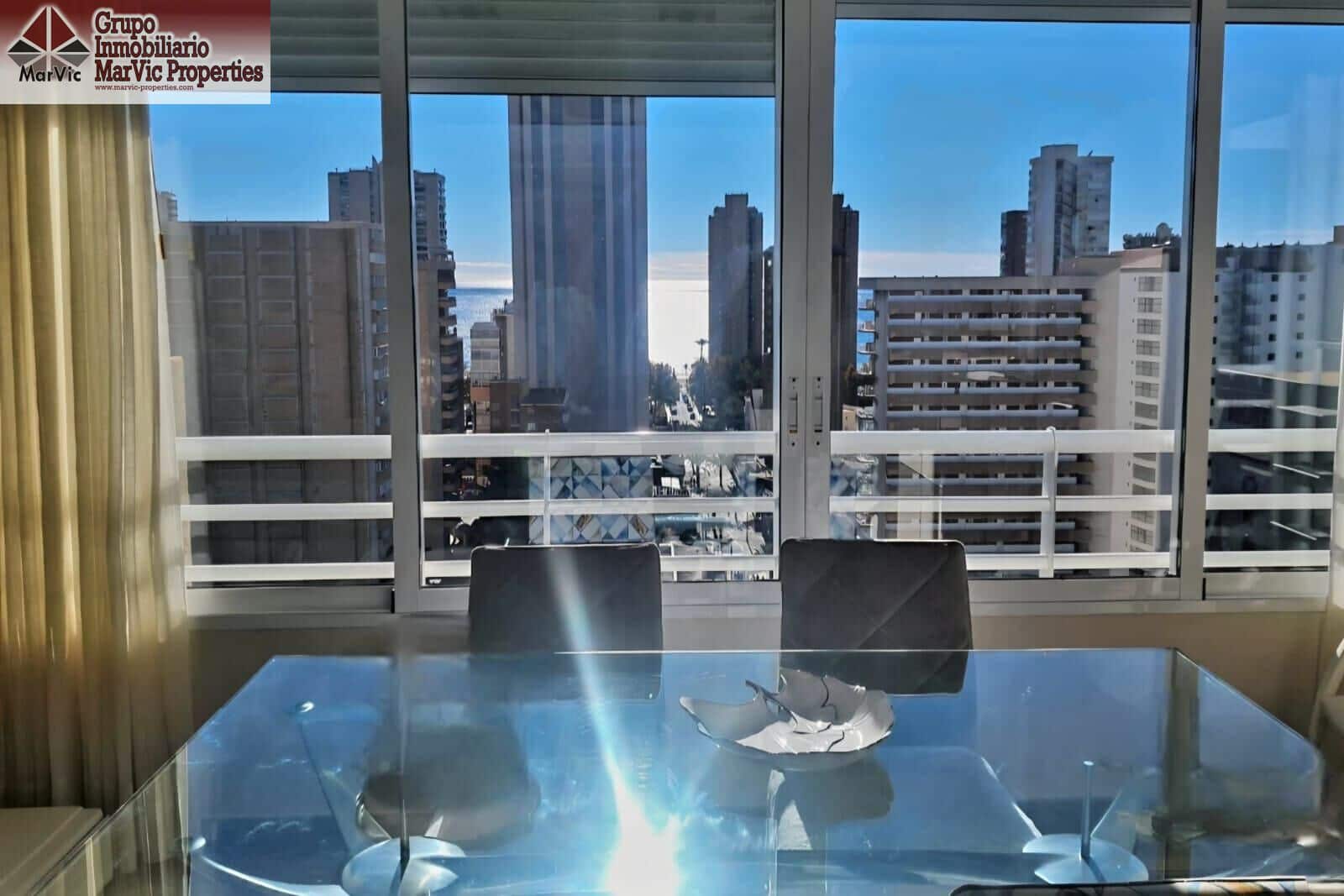 2 bedroom Flat for rent in Benidorm with pool - € 1,500 (Ref: 9495320)