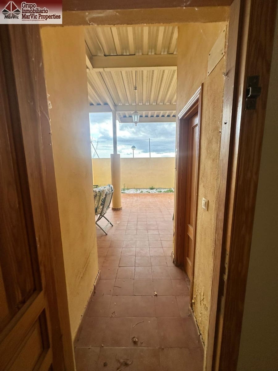 3 bedroom Villa for sale in Relleu with pool garage - € 180,000 (Ref: 9495322)