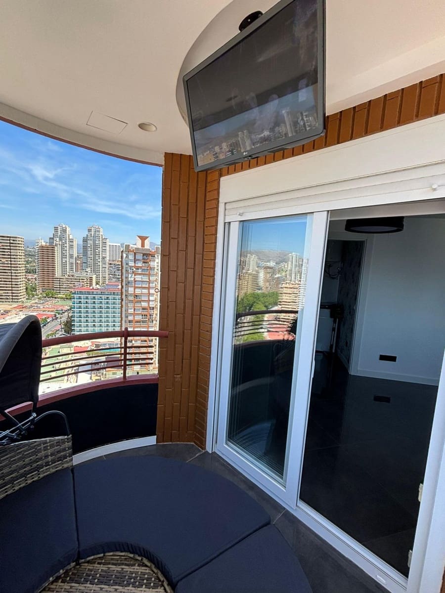 Studio til salgs i Benidorm med svømmebasseng - € 235 000 (Ref: 9495323)