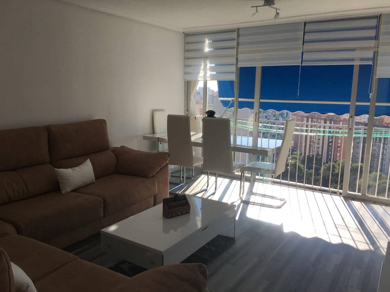 2 bedroom Apartment for sale in Benidorm with pool - € 208,000 (Ref: 9497267)