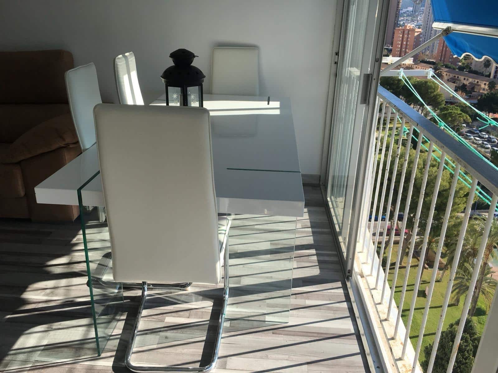 2 bedroom Apartment for sale in Benidorm with pool - € 208,000 (Ref: 9497267)