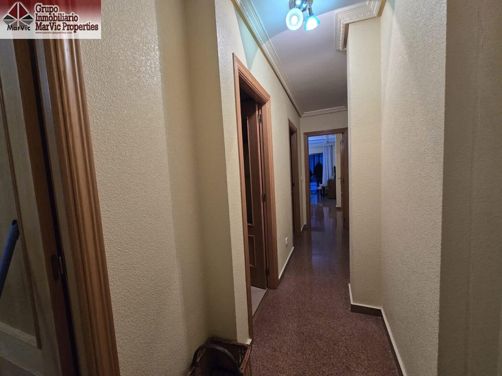 3 bedroom Flat for sale in Benidorm with garage - € 275,000 (Ref: 9497270)