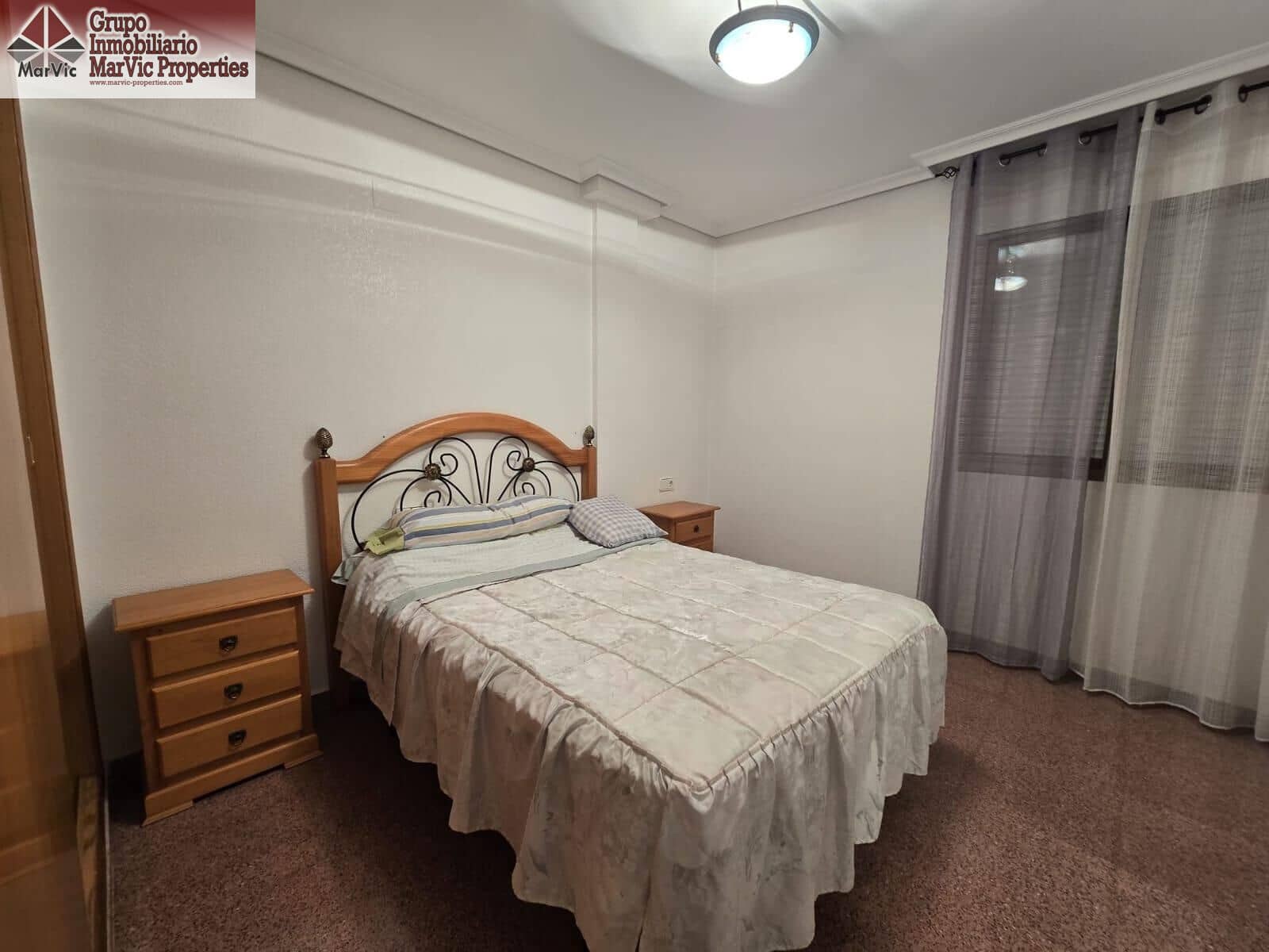 3 bedroom Flat for sale in Benidorm with garage - € 275,000 (Ref: 9497270)