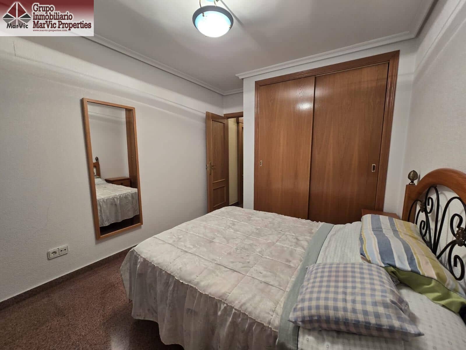 3 bedroom Flat for sale in Benidorm with garage - € 275,000 (Ref: 9497270)