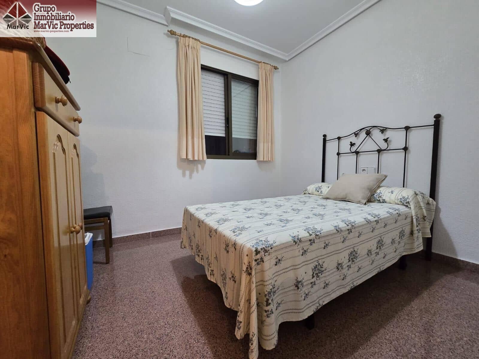 3 bedroom Flat for sale in Benidorm with garage - € 275,000 (Ref: 9497270)