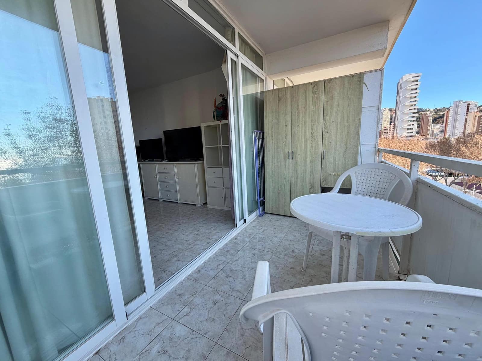 1 sovrum Lägenhet till salu i Benidorm med garage - 220 000 € (Ref: 9499021)