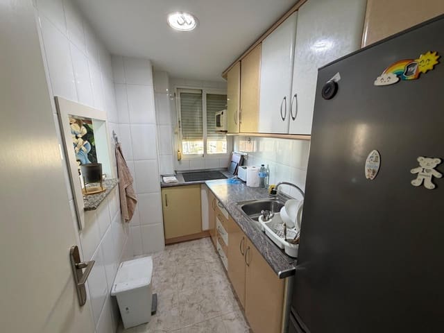 1 sovrum Lägenhet till salu i Levante, Benidorm med garage - 220 000 € (Ref: 9499021)