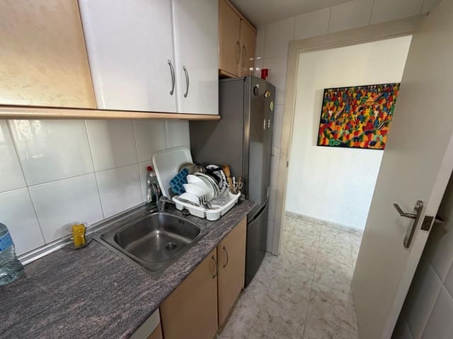 1 sovrum Lägenhet till salu i Levante, Benidorm med garage - 220 000 € (Ref: 9499021)