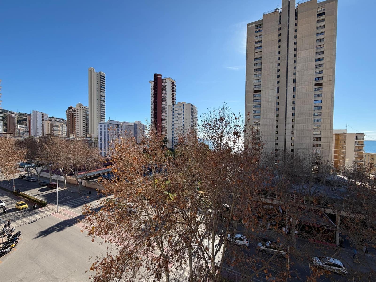 1 sovrum Lägenhet till salu i Benidorm med garage - 220 000 € (Ref: 9499021)