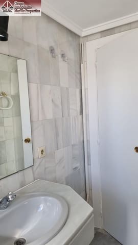 2 bedroom Flat for sale in Benidorm with pool - € 350,000 (Ref: 9504322)