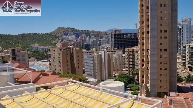 2 bedroom Flat for sale in Benidorm with pool - € 350,000 (Ref: 9504322)