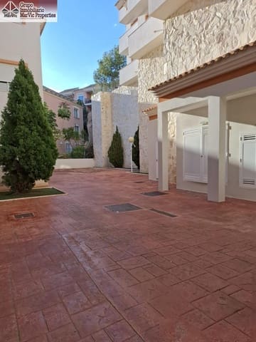 Adosado de 2 habitaciones en La Nucia en venta con piscina - 259.000 € (Ref: 9504323)
