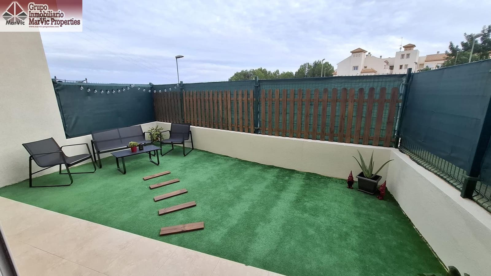 Adosado de 2 habitaciones en La Nucia en venta con piscina - 259.000 € (Ref: 9504323)