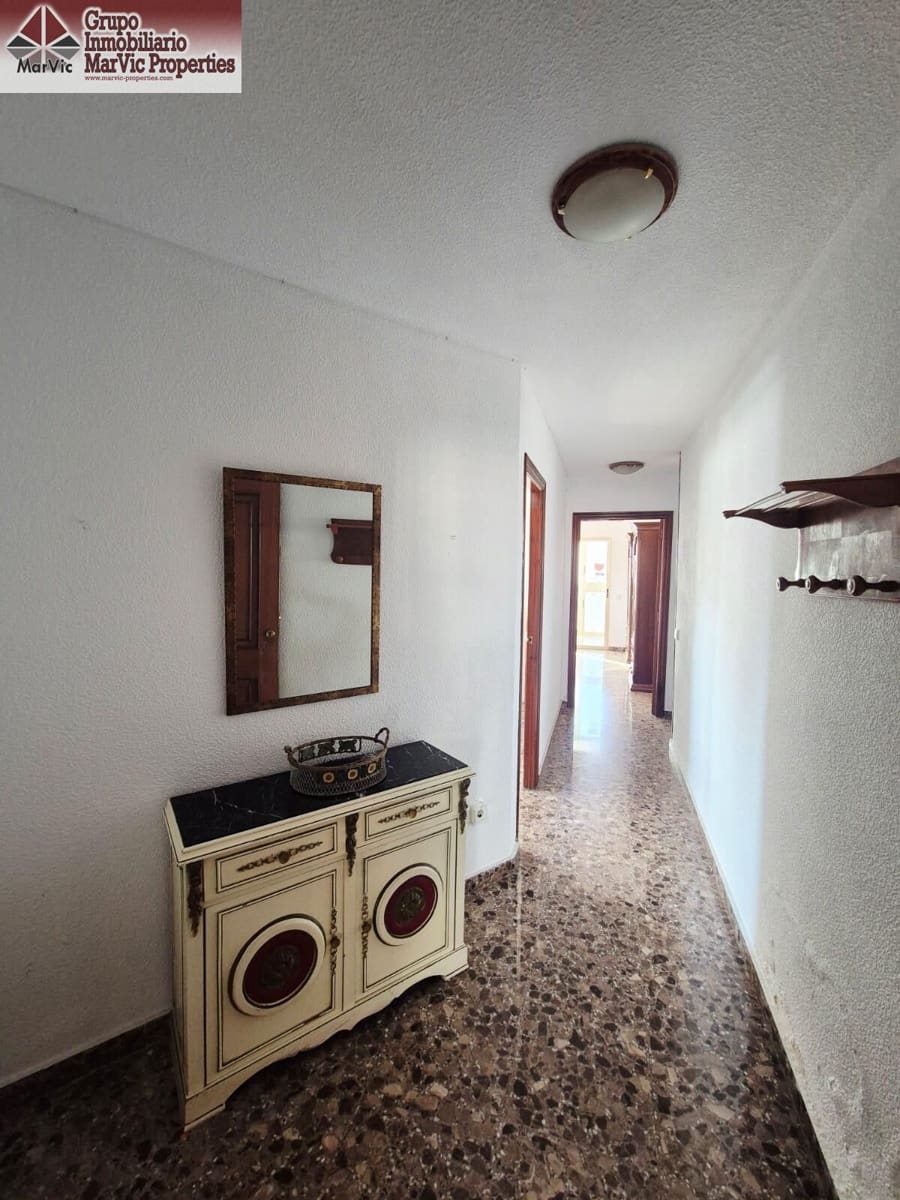 3 sovrum Lägenhet till salu i Benidorm med garage - 264 300 € (Ref: 9504324)