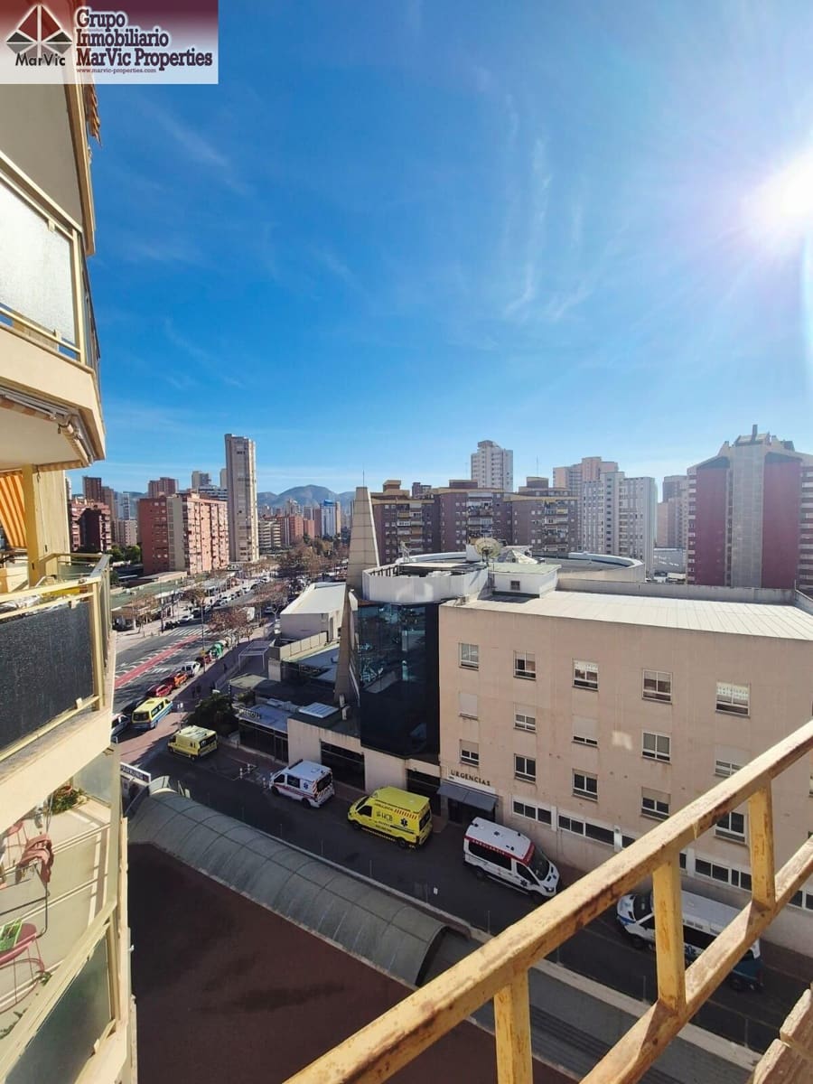3 sovrum Lägenhet till salu i Benidorm med garage - 264 300 € (Ref: 9504324)