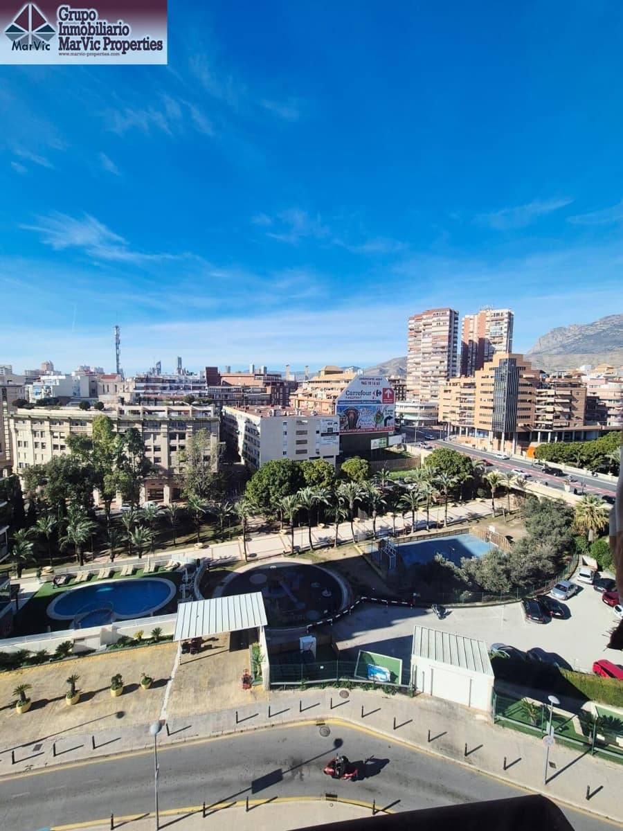 3 sovrum Lägenhet till salu i Benidorm med garage - 264 300 € (Ref: 9504324)