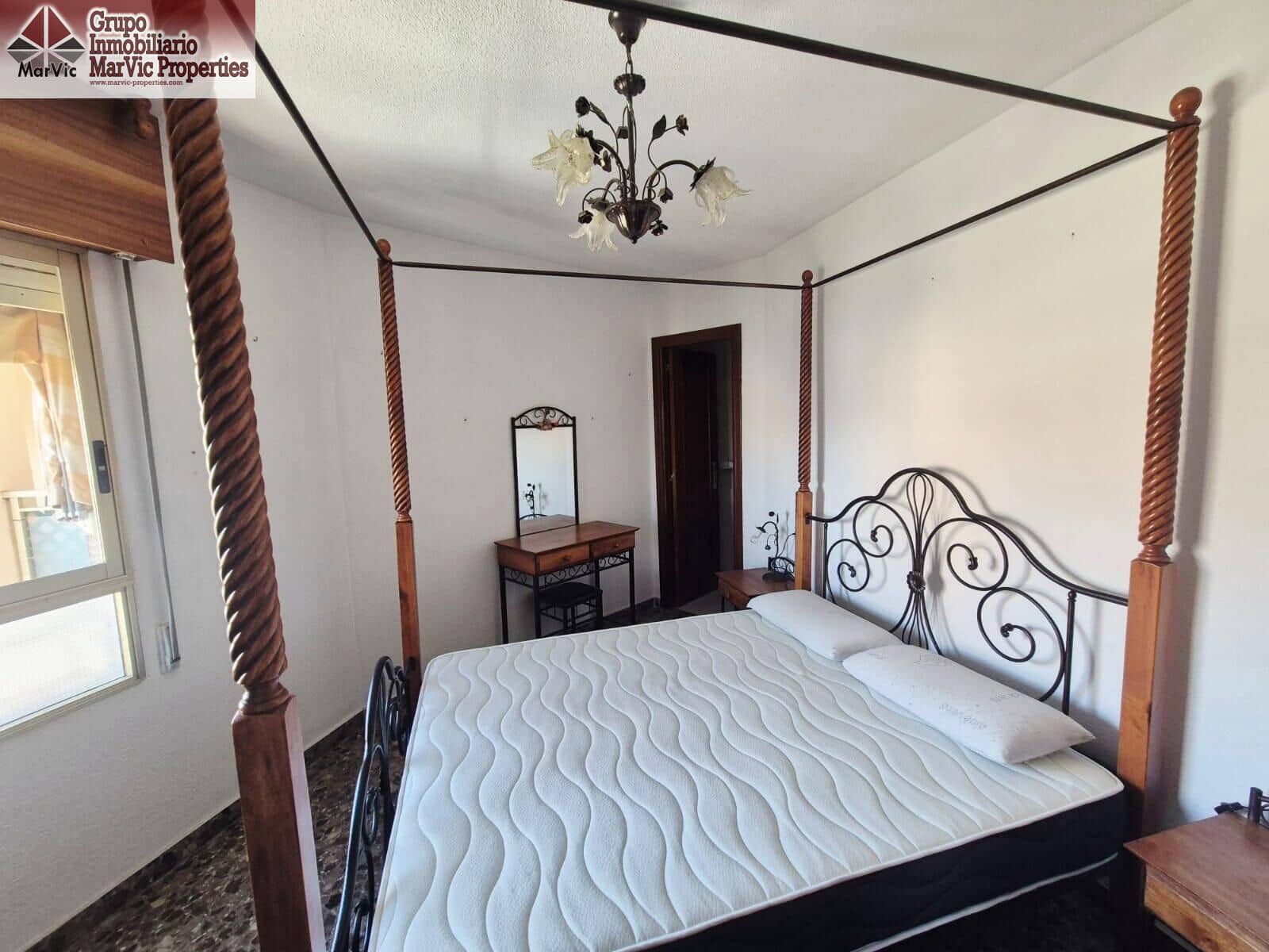 3 sovrum Lägenhet till salu i Benidorm med garage - 264 300 € (Ref: 9504324)