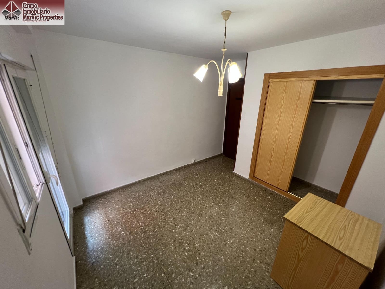 4 bedroom Flat for sale in Benidorm with garage - € 409,000 (Ref: 9508911)