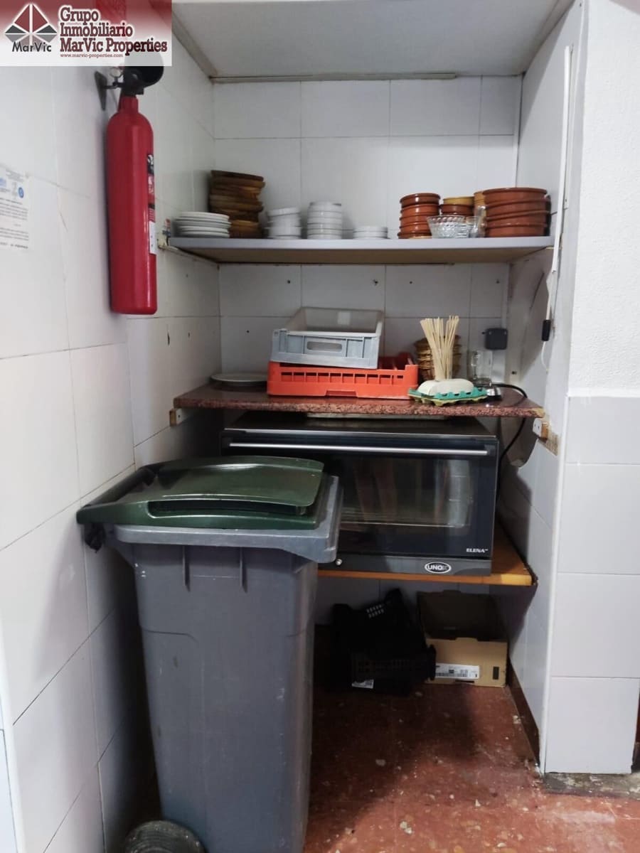 Erhverv til salg i Benidorm - € 225.000 (Ref: 9508912)